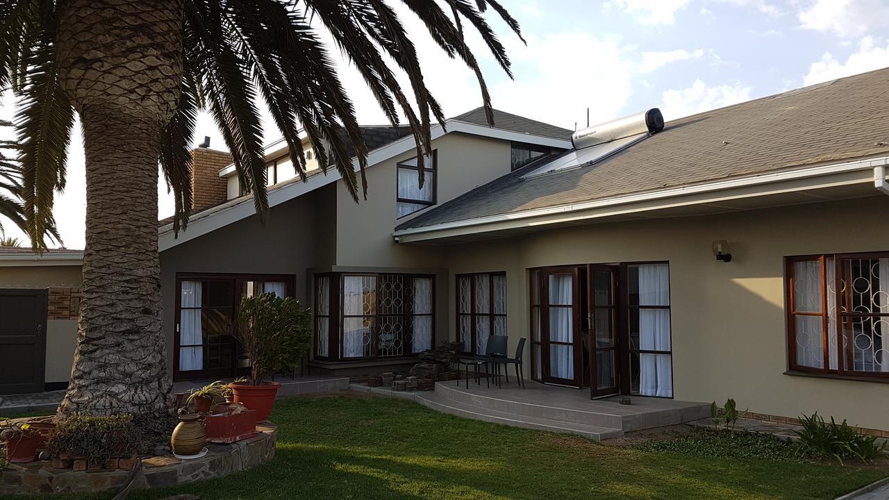 Kramersdorf Guesthouse Swakopmund Exteriör bild